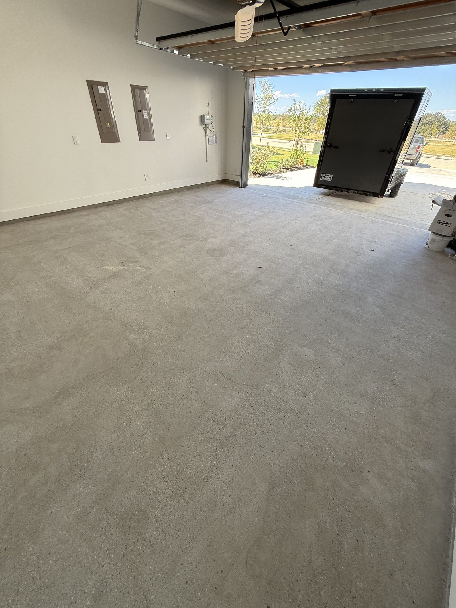 Diamond ground concrete garage floor prepped for epoxy coating